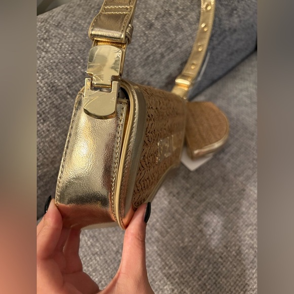 BNWT Steve Madden Gold Shoulder Bag + Coin Purse - Picture 9 of 16